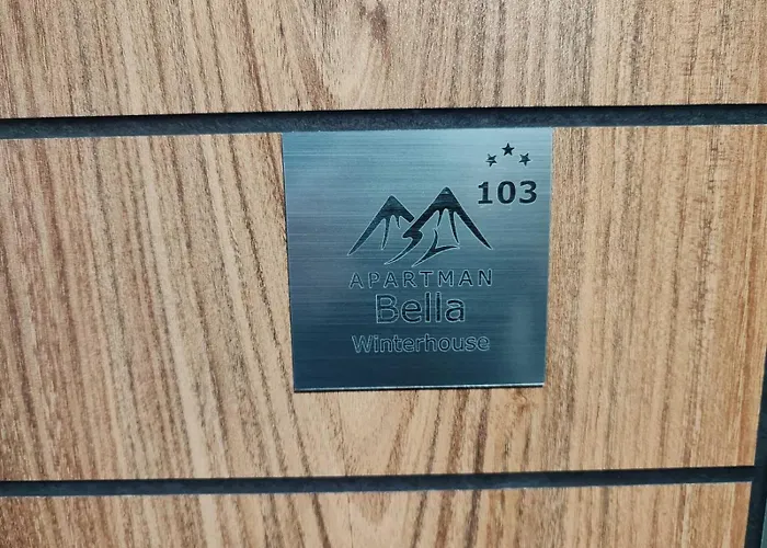 Bella Winterhouse Kopaonik